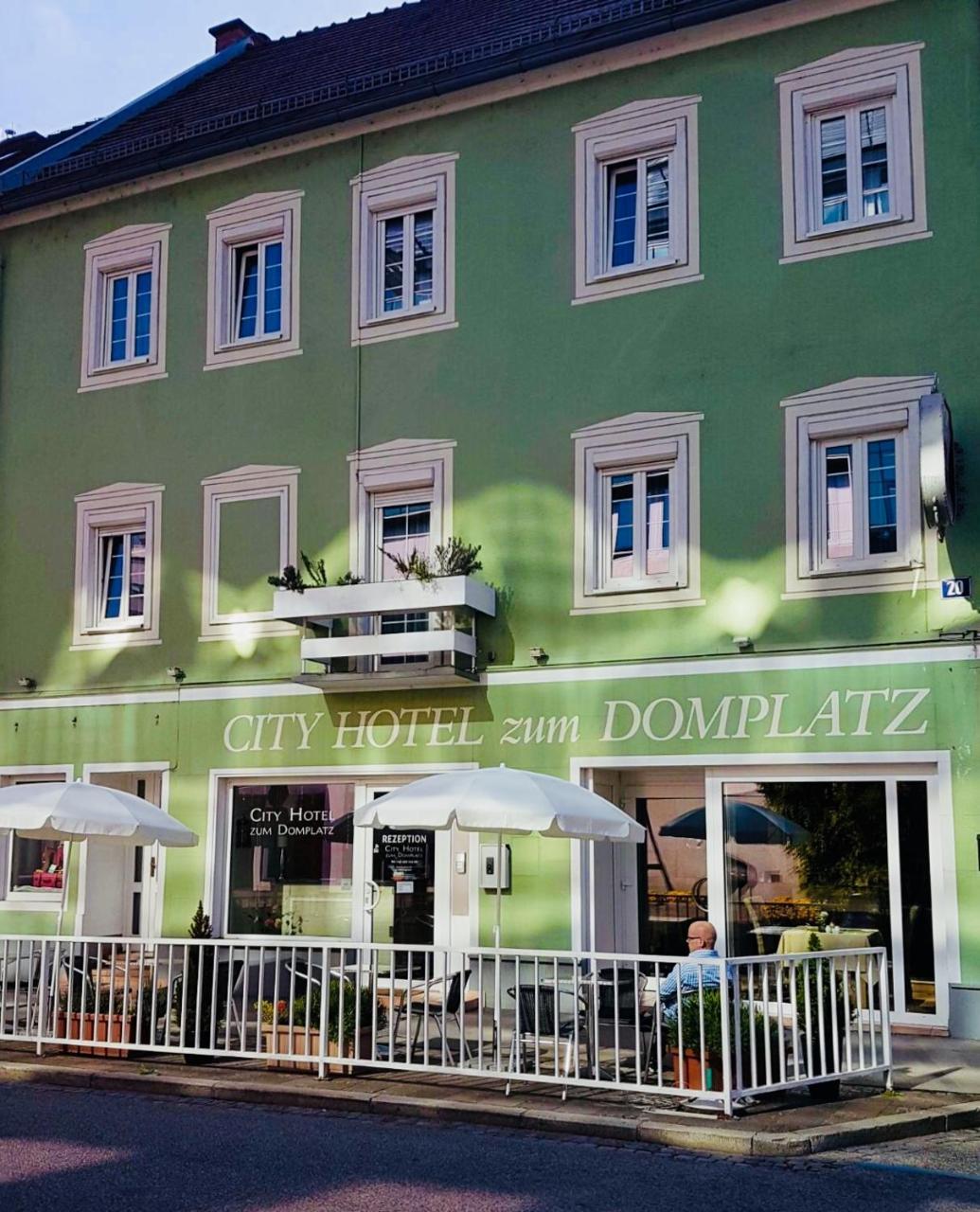 Cityhotel Am Domplatz Self-Checkin Klagenfurt am Woerthersee Eksteriør billede